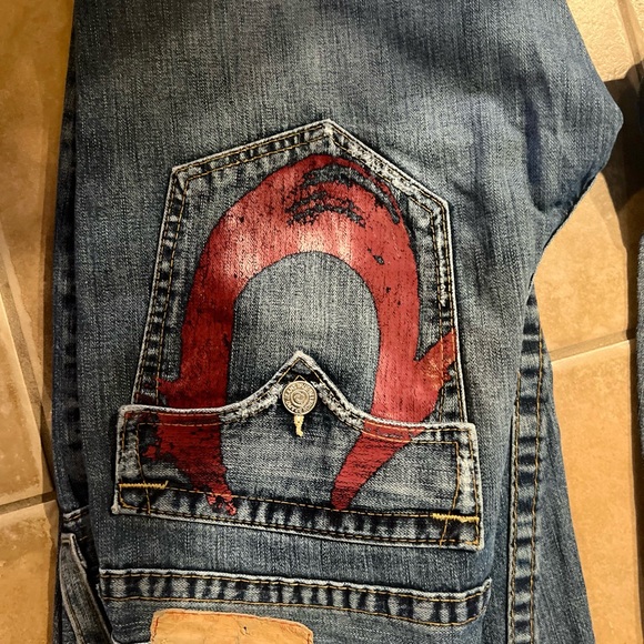 MENS TRUE RELIGION JEANS EXCELLENT CONDITIONS 34x 32 - Picture 10 of 11